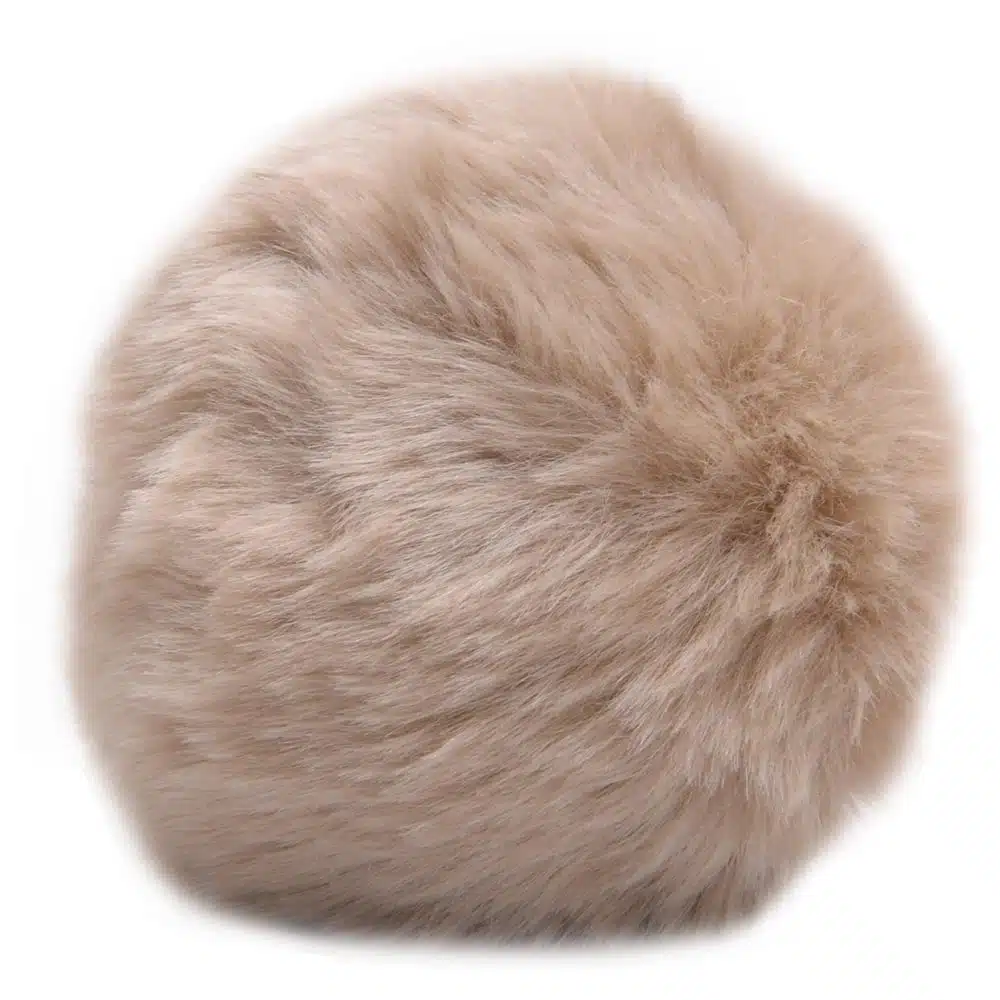 Plug De Metal Vermelho Com Rabo Pompom Claro – Hard  Imagem 4