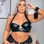 Fantasia plus size erótica sexy dominada