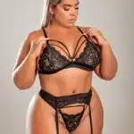 Conjunto preto plus size sem bojo calcinha fio