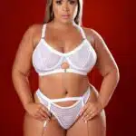 Conjunto branco sem bojo sexy plus size