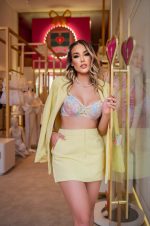 Conjunto Meia taça Arco íris - lingerie segredo lacrado - Imagem 9