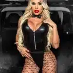 Fantasia erótica coelhinha tesão body em vinil com ziper e tiara
