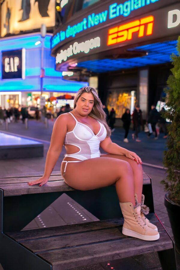 Body sexy plus size sem bojo branco com detalhe em perolas - Image 2