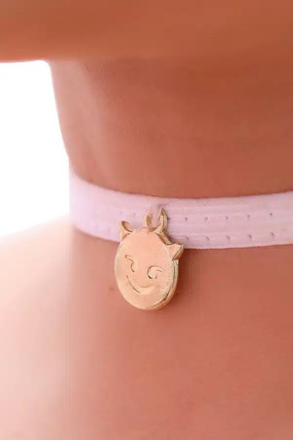Calcinha Fio Dental Fetiche Branca com escrita Você chegou ao destino - Imagem 3