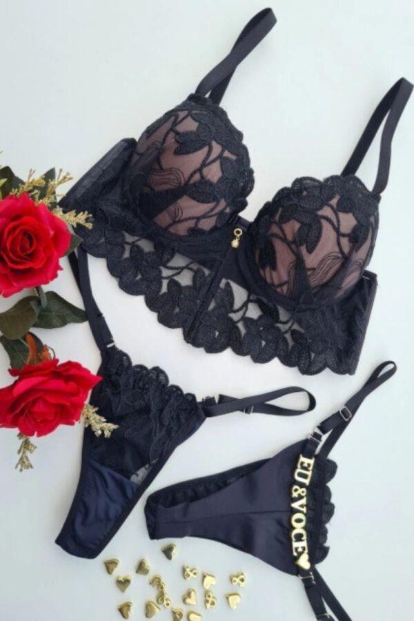 Conjunto Preto croped lingerie personalizável pétala