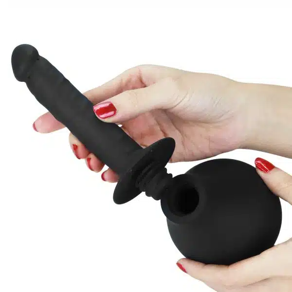 Ducha anal com bico em formato de pênis em silicone capacidade para 240 ml de água - Lovetoy - Imagem 2