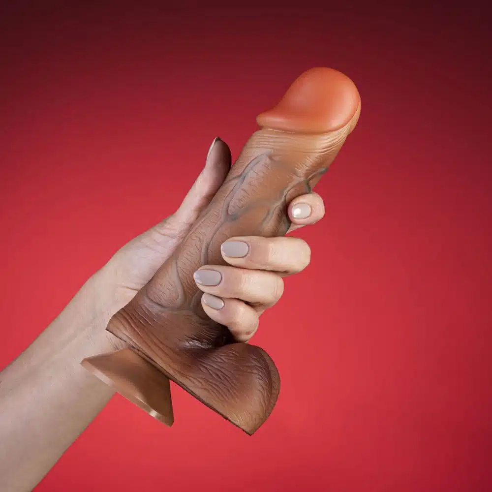 Pênis Real Dick Ultra Realístico Com Escroto e Ventosa 18 X 4,4 cm  Imagem 3