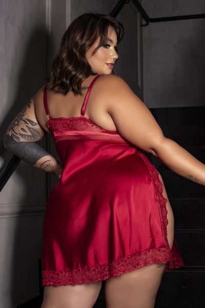 Alternative view of Camisola plus size em cetim com fenda na lateral em renda Deluxe