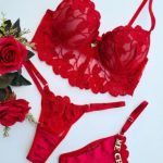 Conjunto vermelho croped lingerie personalizável pétala