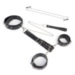 Conjunto de Bondage e Fetiche com Corrente de Tração - Kit de Algemas e Coleira Ajustável - Imagem 18