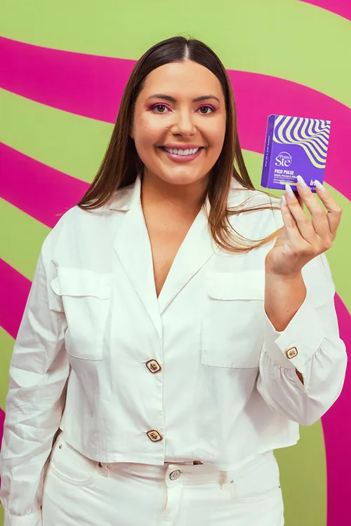 Pico Pulse INTT embalagem caixa sabor Uva Verde caixa aberta com frasco