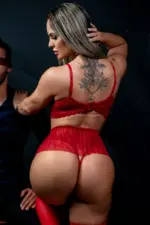 Conjunto Lingerie Vermelho em Renda e Tule Sensual com Cinta-Liga - Imagem 8