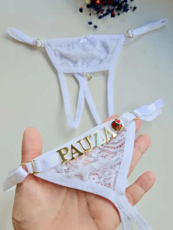Calcinha Fio Dental Branca em Renda personalizável modelo secretária