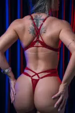 Conjunto strappy em renda na cor Deluxe sem bojo com fecho frontal - Imagem 2