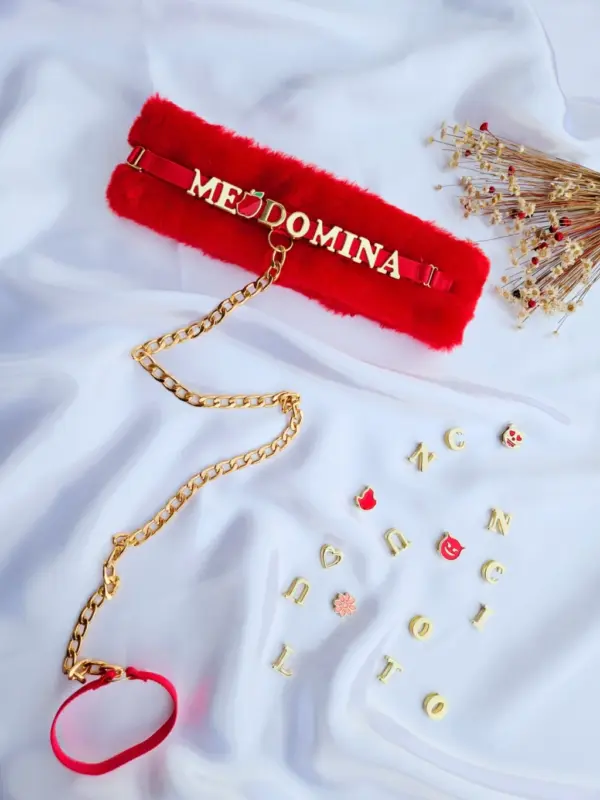 Coleira Choker BDSM de Pelúcia Vermelha personalizável macia para casais